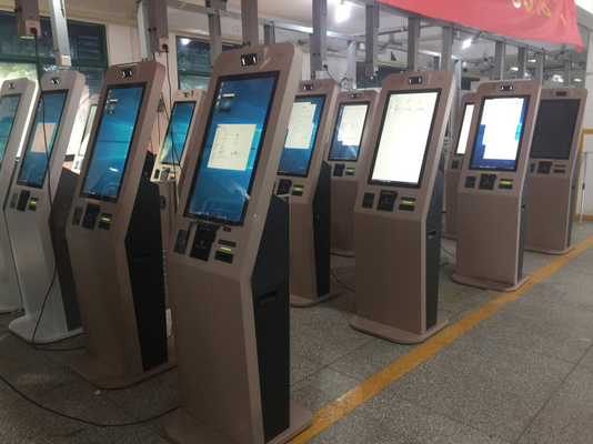 دستگاه پرداخت خود کیوسک خدمات مشتری ODM FCC با توزیع کننده کارت اتاق